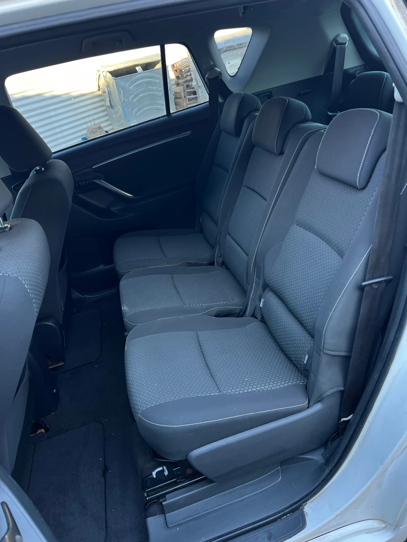 Toyota Verso 2.0D4D 6+ 1 ������ | Mobile.bg � ����������� 9