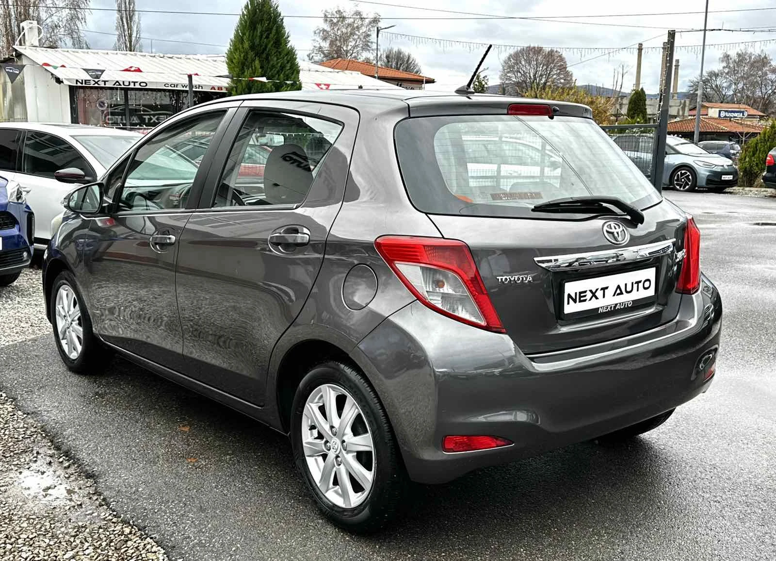 Toyota Yaris 1.3i 99HP NAVI CAMERA 108000KM - изображение 7