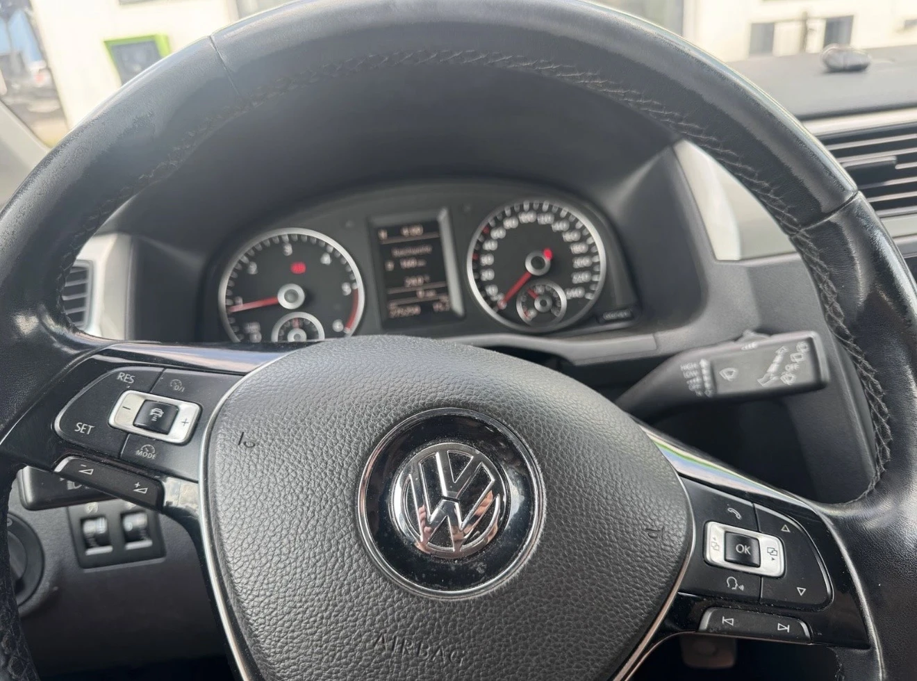 VW Caddy ПЪТНИЧЕСКИ 2.0 DIESEL  КЛИМА, снимка 7 - Автомобили и джипове - 55841554