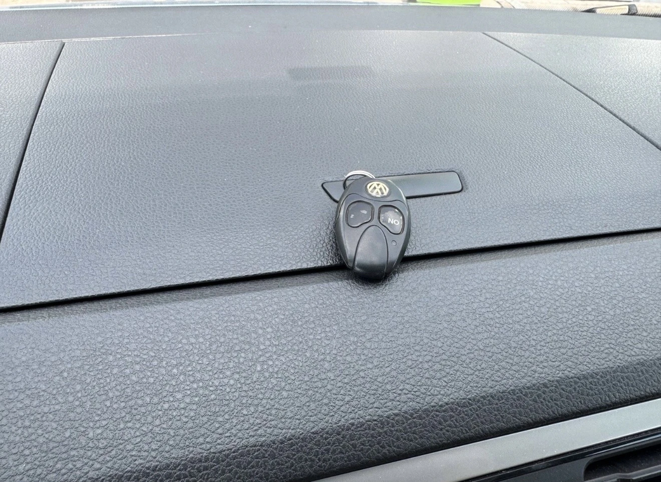 VW Caddy ПЪТНИЧЕСКИ 2.0 DIESEL  КЛИМА, снимка 11 - Автомобили и джипове - 55841554