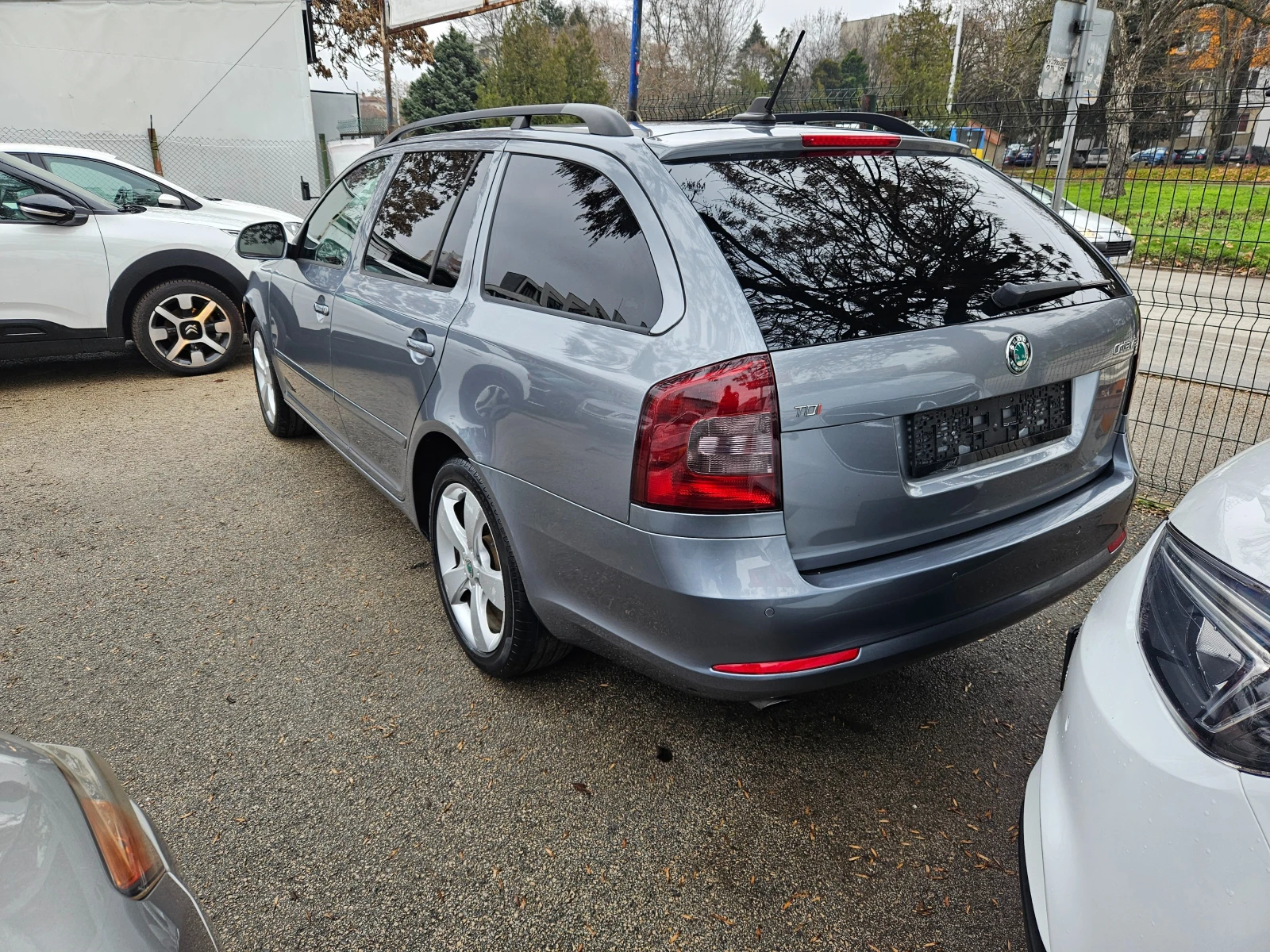 Skoda Octavia 2.0 140кс Нави - изображение 5