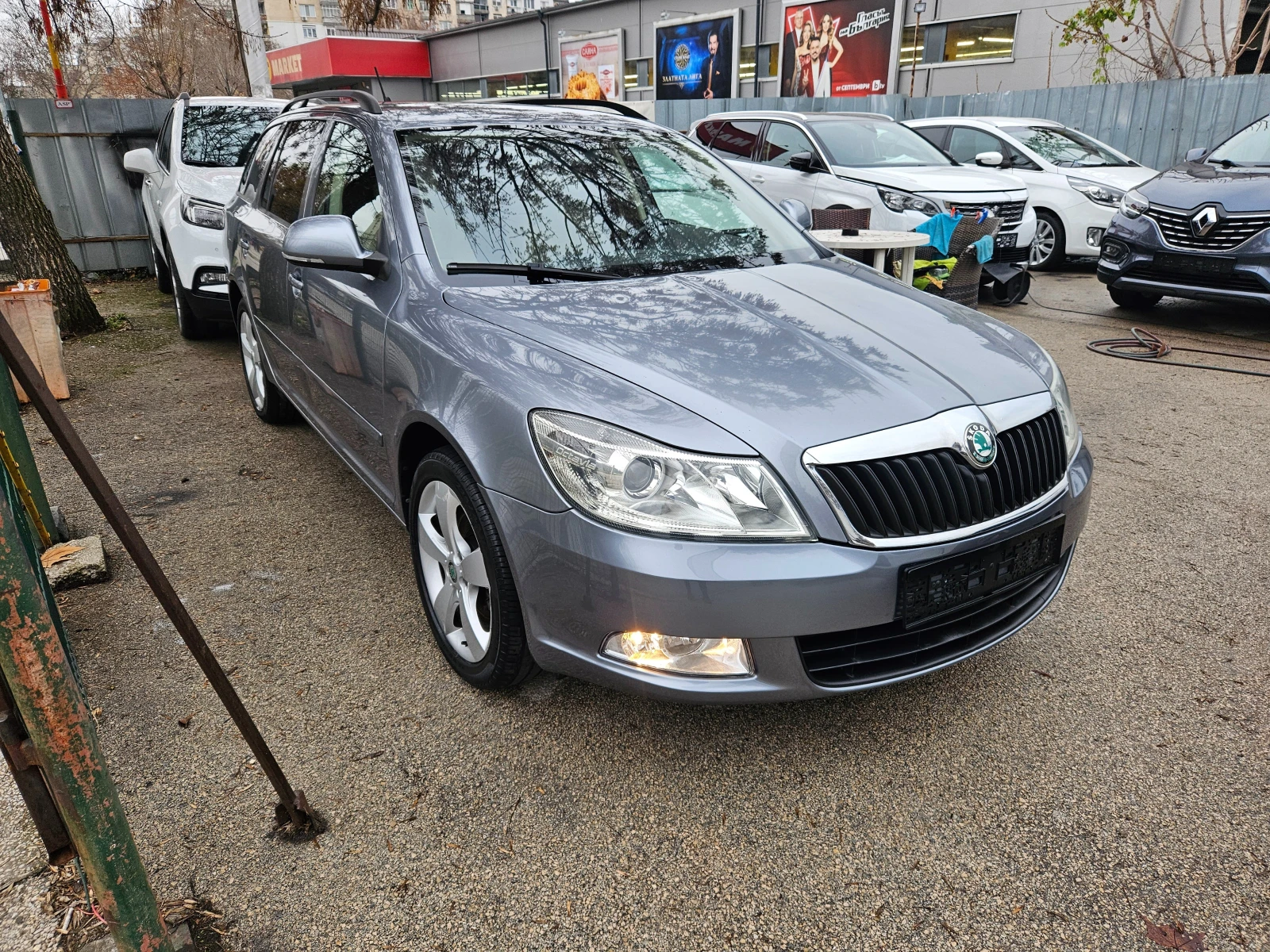 Skoda Octavia 2.0 140кс Нави - изображение 3