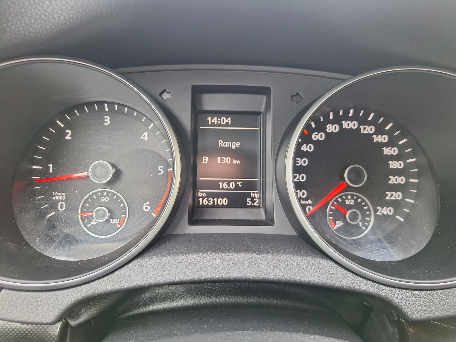 VW Golf 1, 6 TDI 90к.с.162х.км., УНИКАТ, снимка 14 - Автомобили и джипове - 53249576