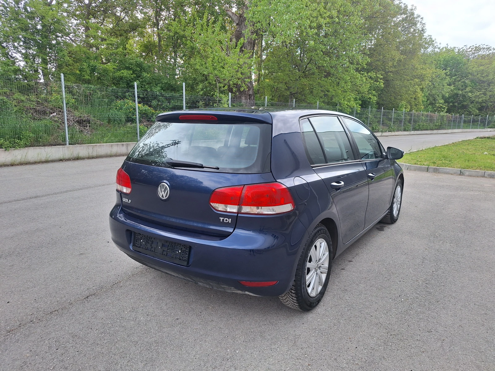 VW Golf 1, 6 TDI 90к.с.162х.км., УНИКАТ, снимка 5 - Автомобили и джипове - 53249576