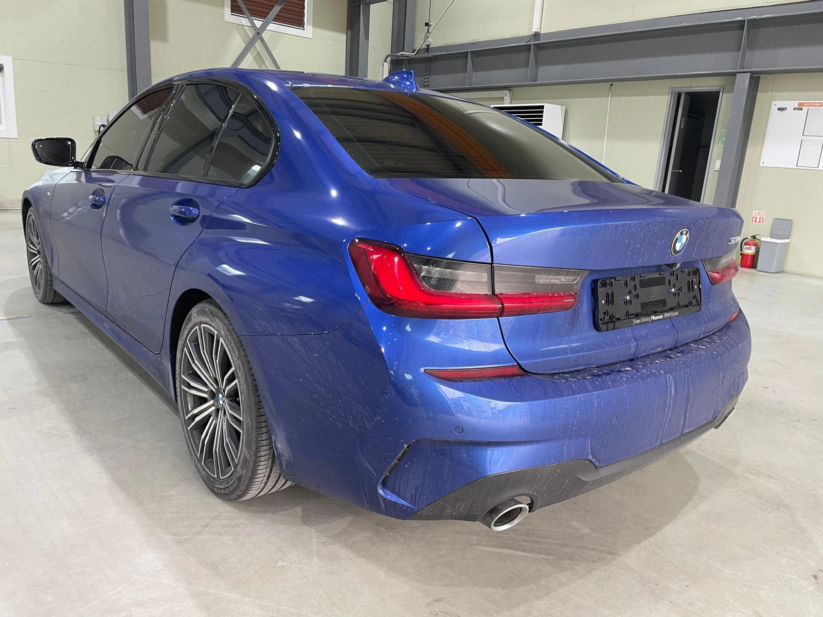 BMW 320 d RWD ! M Pack !, снимка 6 - Автомобили и джипове - 54145969