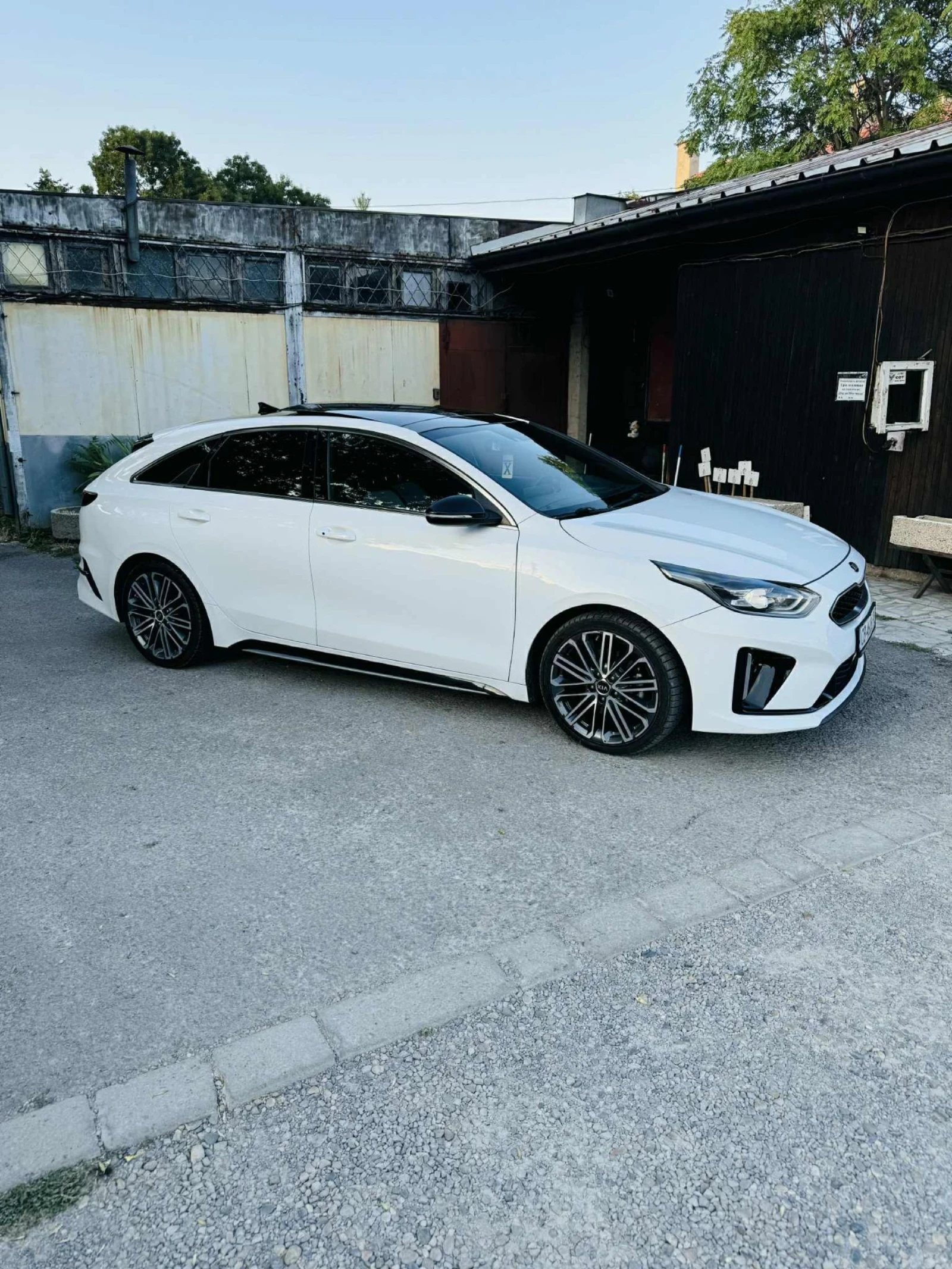 Kia Pro ceed Gt_line Панорама , снимка 10 - Автомобили и джипове - 54171590