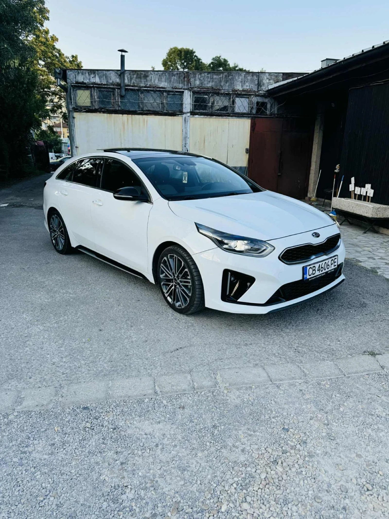 Kia Pro ceed Gt_line Панорама , снимка 14 - Автомобили и джипове - 54171590