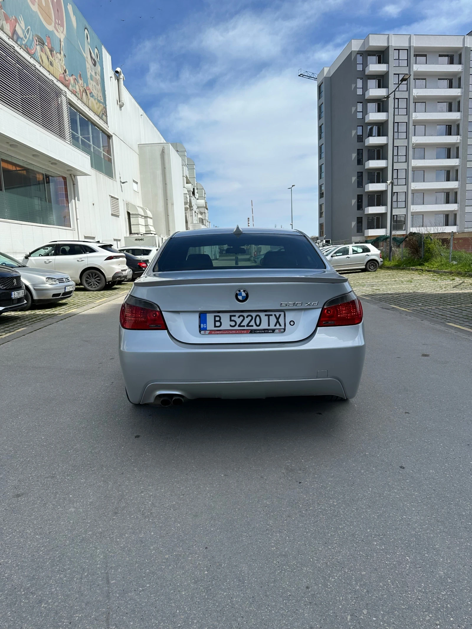 BMW 530 530xd M-pack 295hp, снимка 7 - Автомобили и джипове - 54218441