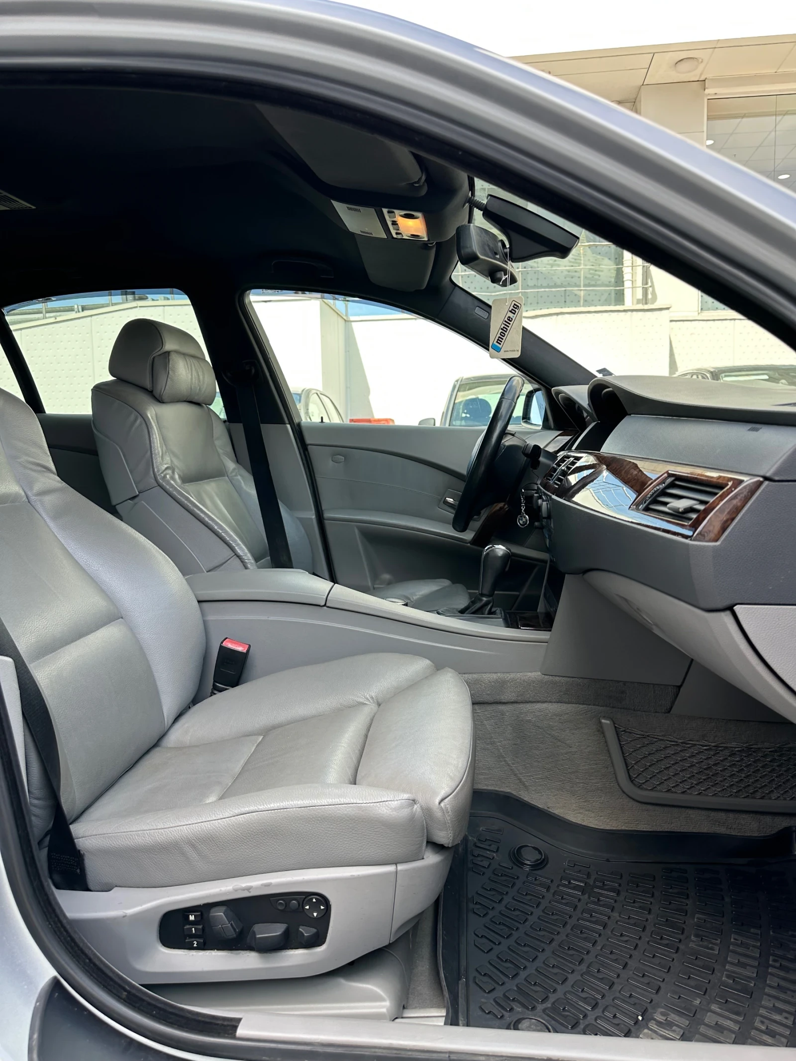 BMW 530 530xd M-pack 295hp, снимка 10 - Автомобили и джипове - 54218441