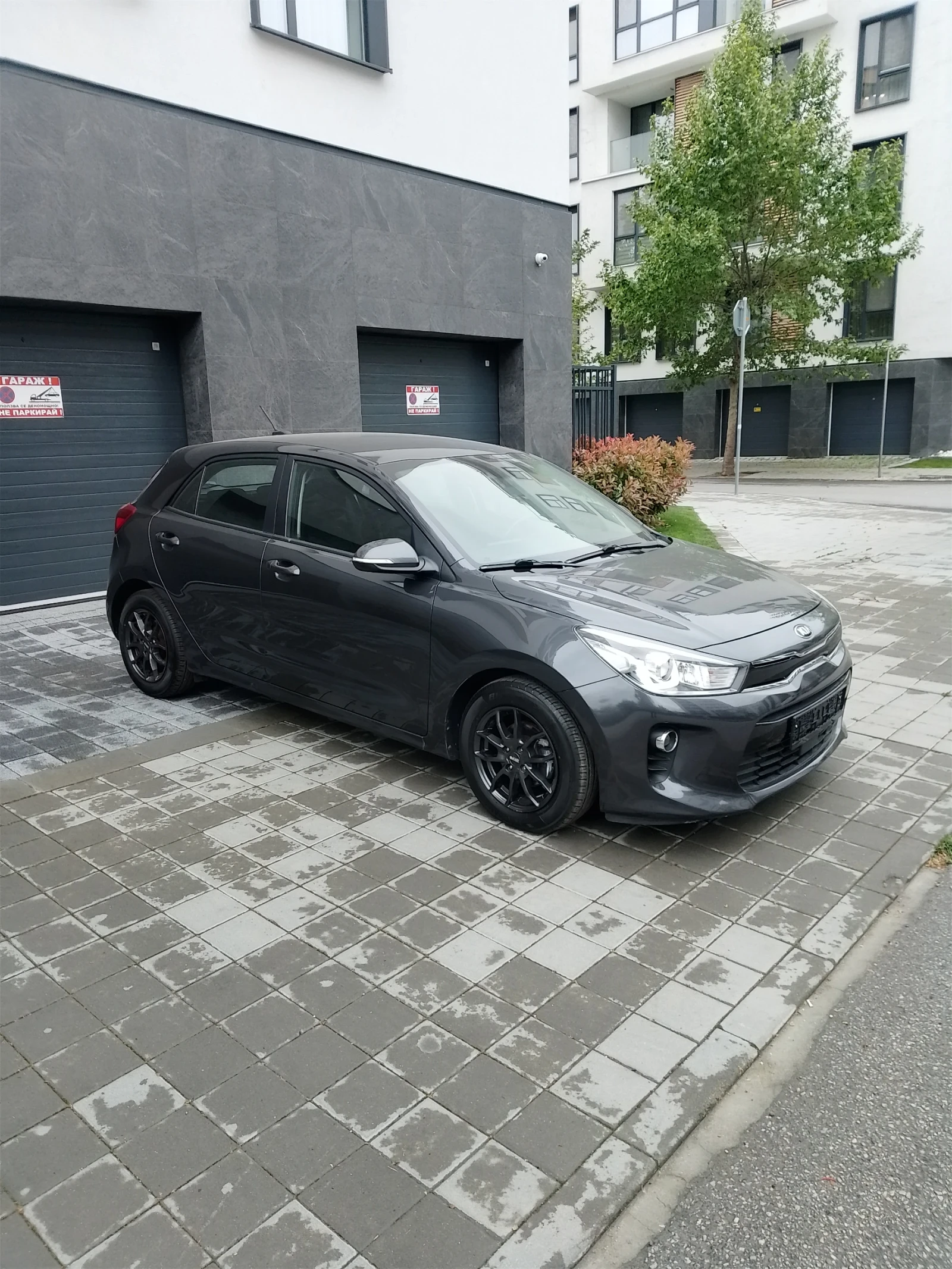 Kia Rio 1.4 Swiss edition , снимка 7 - Автомобили и джипове - 54363860