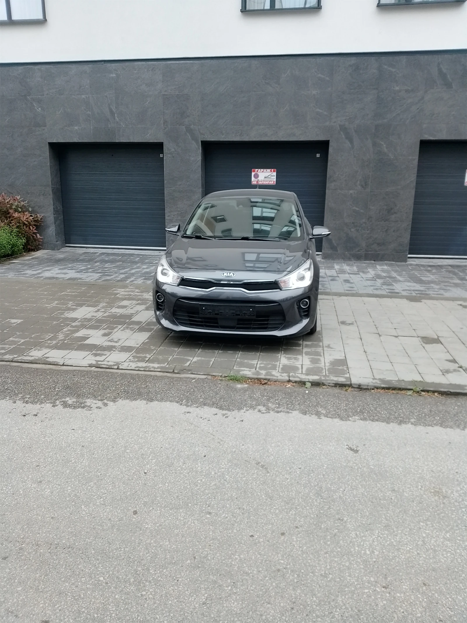 Kia Rio 1.4 Swiss edition , снимка 2 - Автомобили и джипове - 54363860