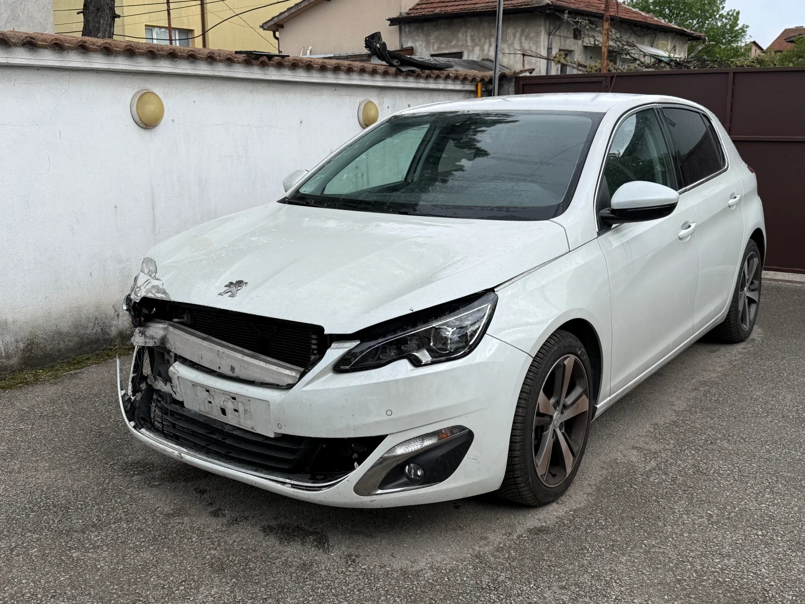 Peugeot 308 1.6HDI 120HP ALLURE AUTOMATIC KEYLESS NAVI  | Mobile.bg � ����������� 1