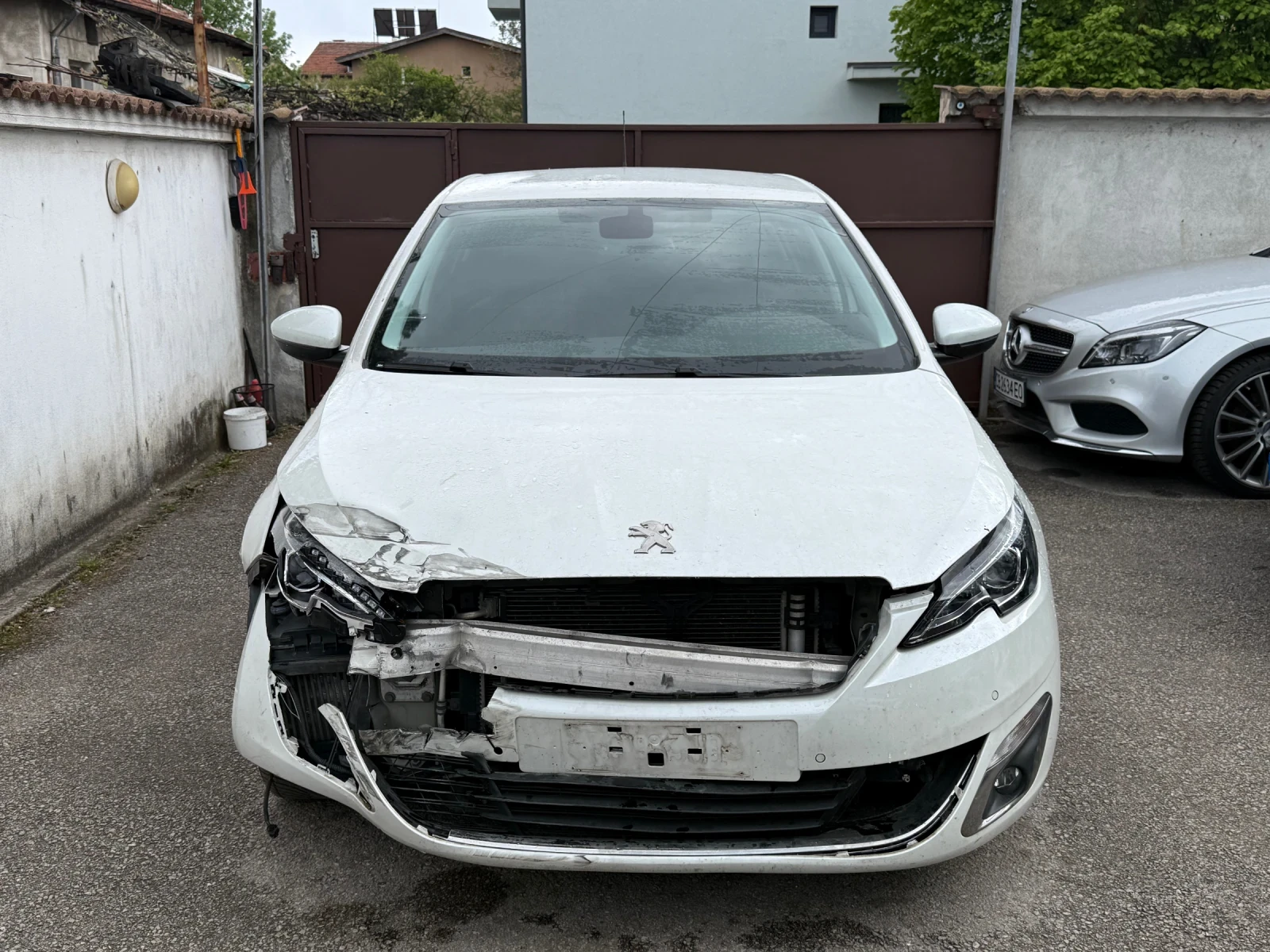 Peugeot 308 1.6HDI 120HP ALLURE AUTOMATIC KEYLESS NAVI  | Mobile.bg � ����������� 2