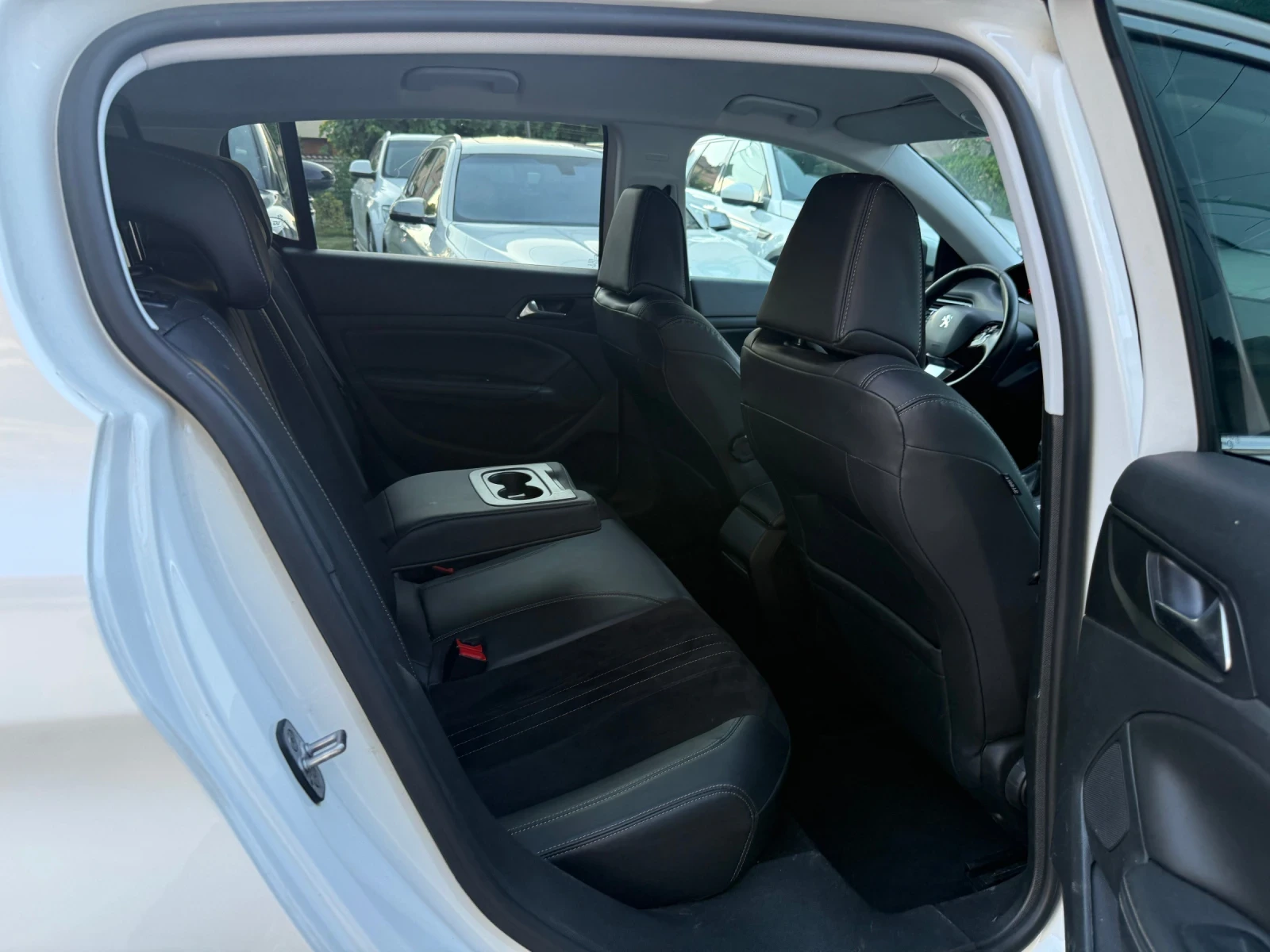 Peugeot 308 1.6HDI 120HP ALLURE AUTOMATIC KEYLESS NAVI  | Mobile.bg � ����������� 14