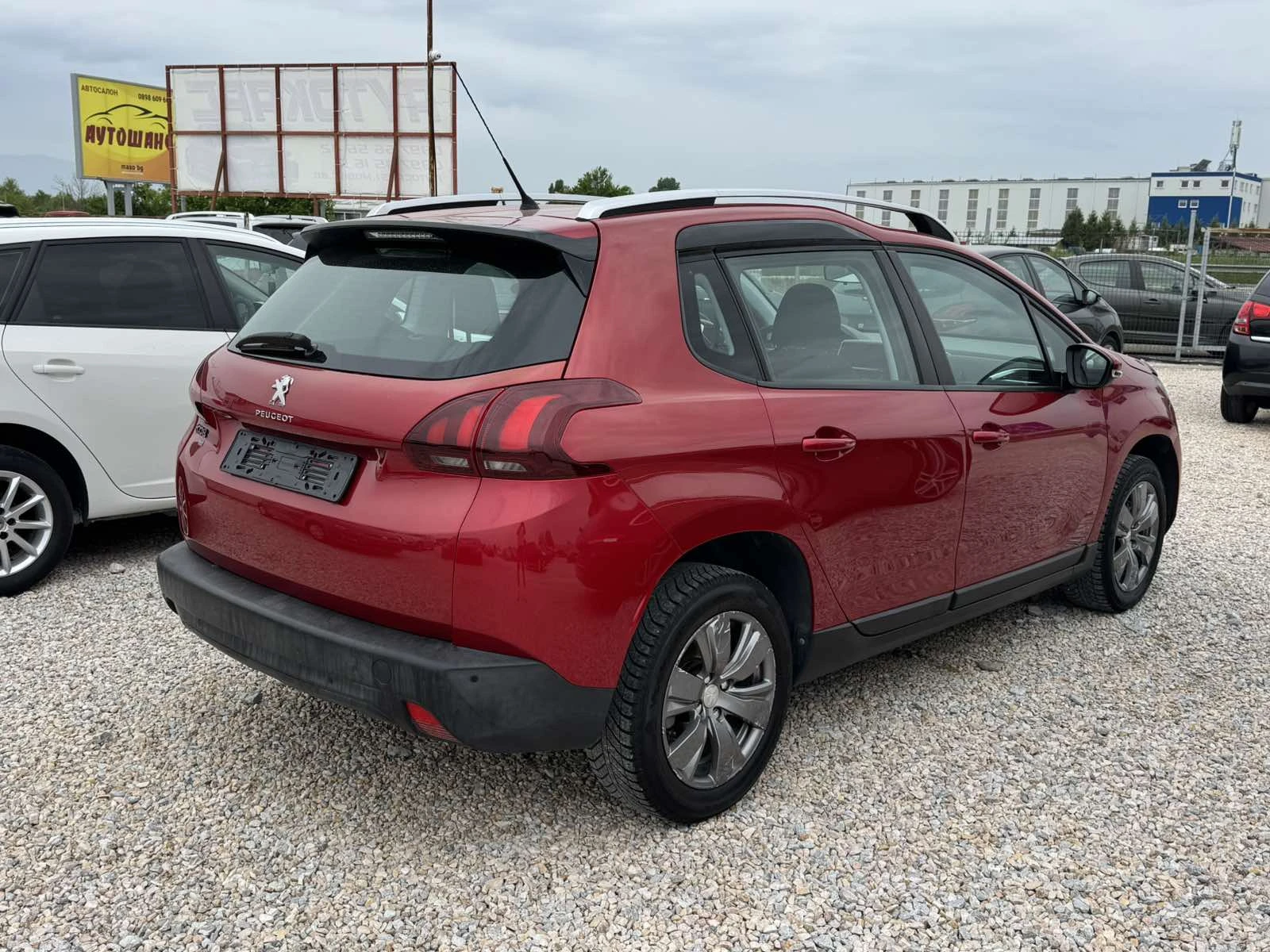 Peugeot 2008 1.2i GAZ, снимка 4 - Автомобили и джипове - 54440294
