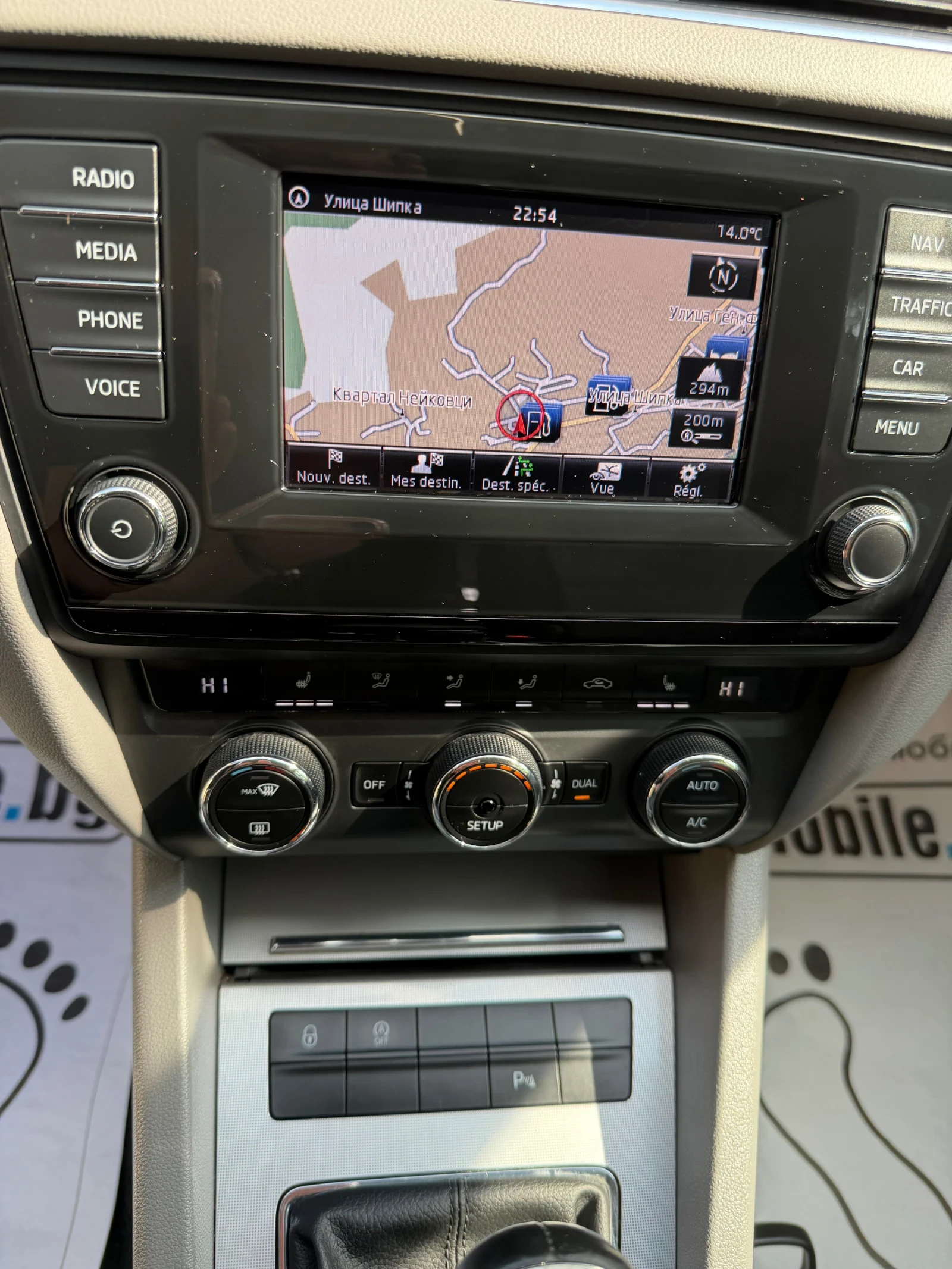 Skoda Octavia 1.6tdi/navi, снимка 12 - Автомобили и джипове - 54625413