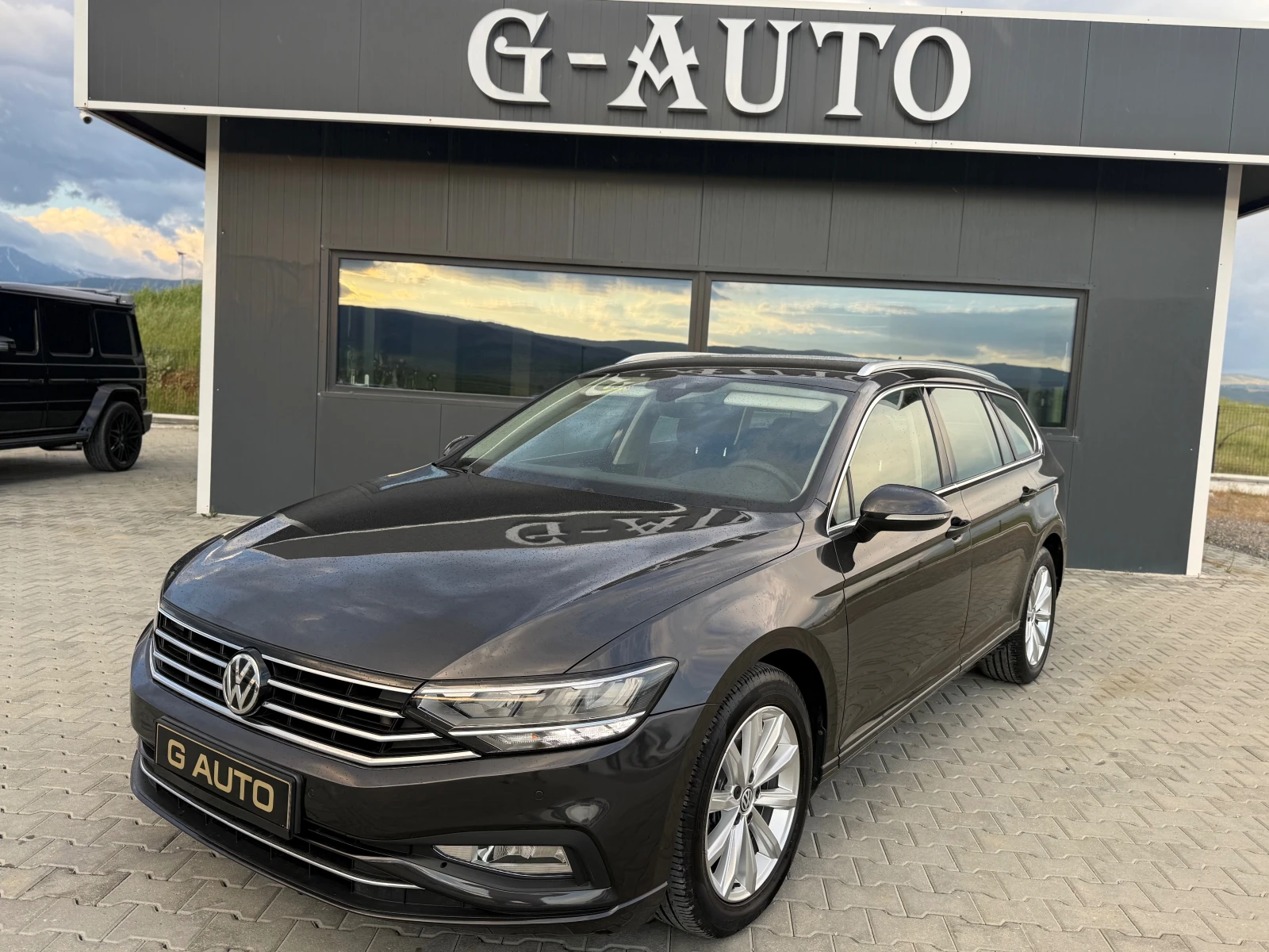 VW Passat 2.0TDI 150 ks Elegance Plus Собствен лизинг !!!
