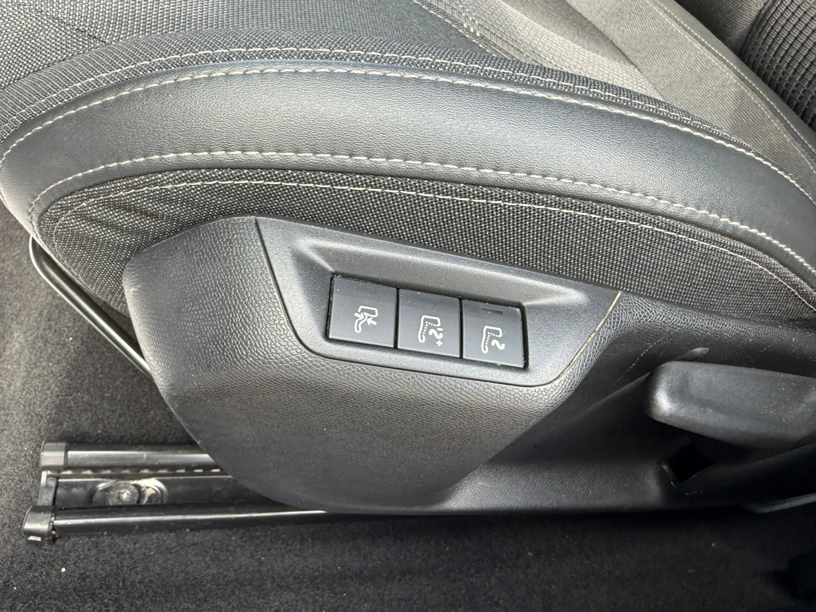 Peugeot 308 AUTOMATIC KTEO COC, снимка 14 - Автомобили и джипове - 54933281