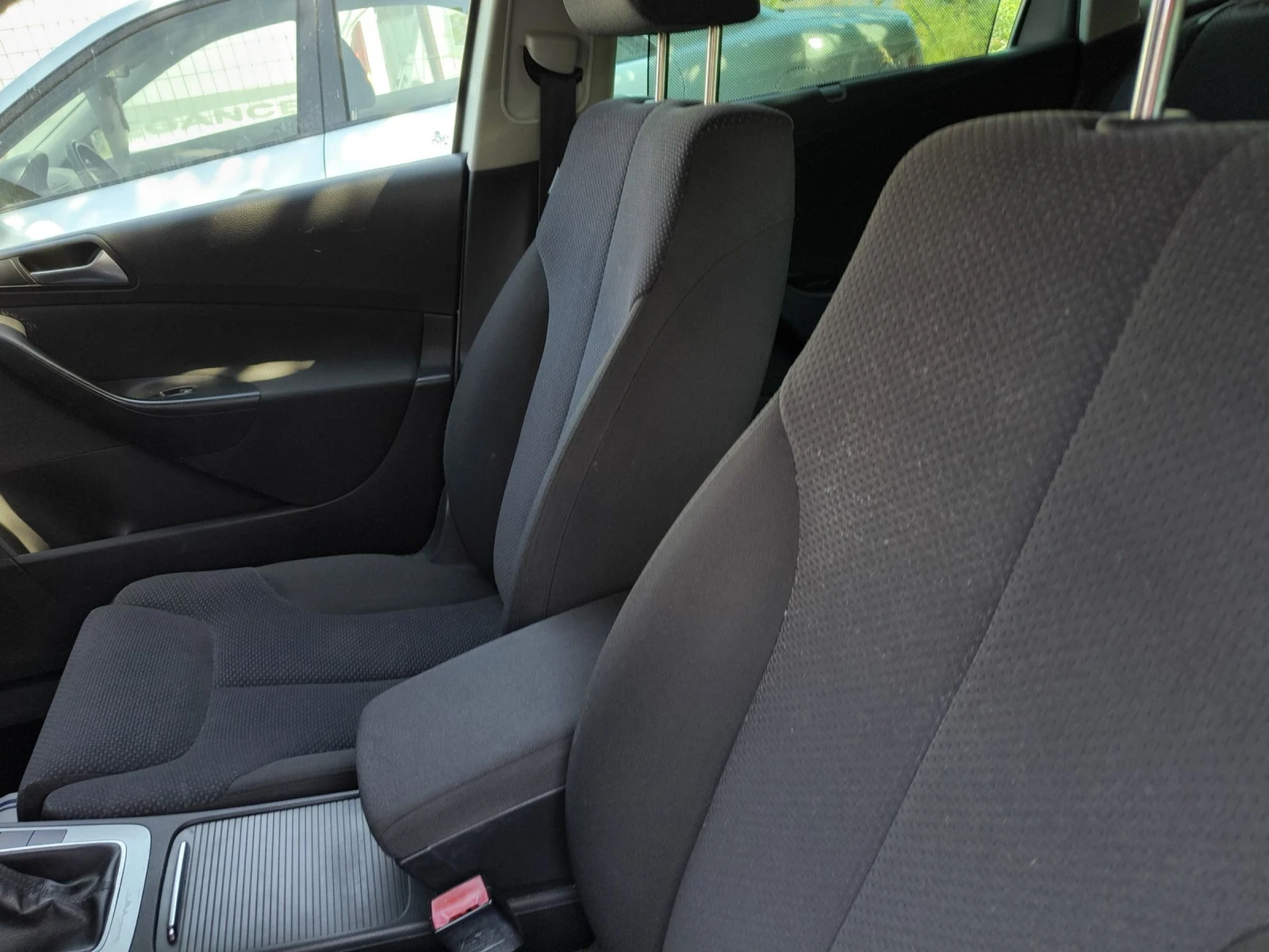 VW Passat, снимка 4 - Автомобили и джипове - 54979736