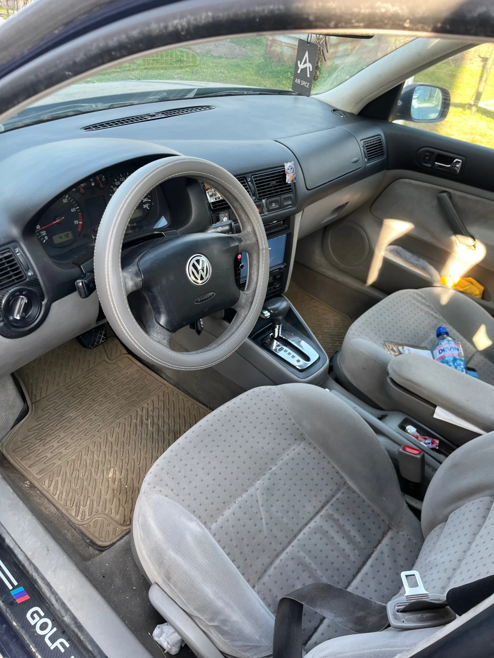 VW Golf, снимка 4 - Автомобили и джипове - 55366388