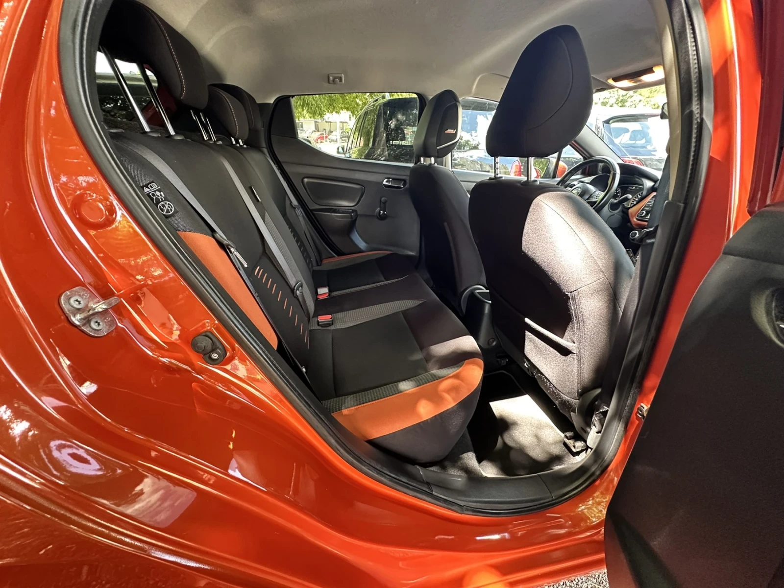 Nissan Micra 1.0 turbo/Bose edition /Швейцария , снимка 14 - Автомобили и джипове - 55416046