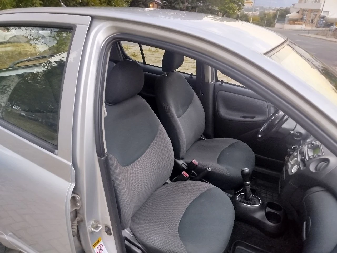 Toyota Yaris 1.4 D4D, снимка 11 - Автомобили и джипове - 55587594
