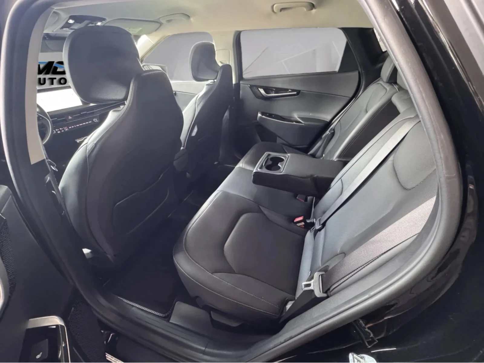 Kia EV6 77.4KWH ТЕРМО-ПОМПА ДИСТРОНИК ОБДУХВАНЕ MERIDIAN, снимка 15 - Автомобили и джипове - 55646481