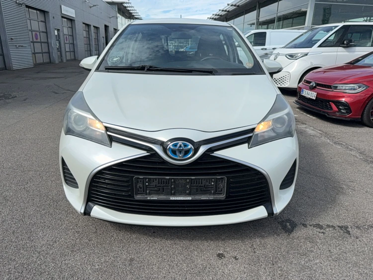 Toyota Yaris H2 1.5 Хибрид, снимка 3 - Автомобили и джипове - 55691515