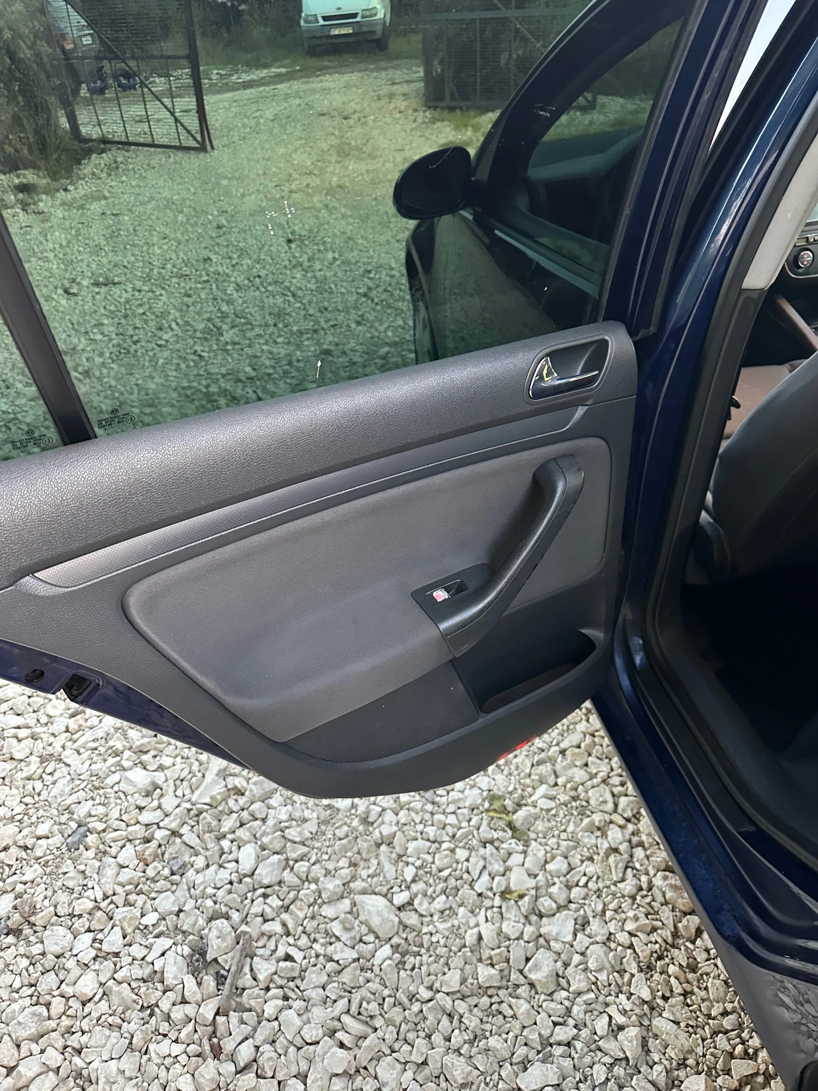 VW Golf 1.9TDI 105 , снимка 13 - Автомобили и джипове - 55756057
