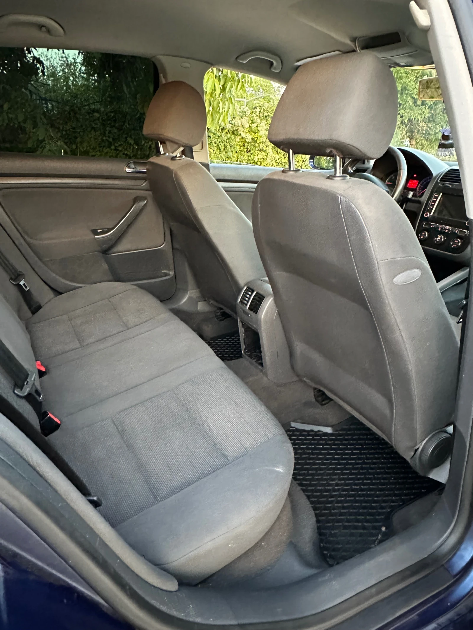 VW Golf 1.9TDI 105 , снимка 12 - Автомобили и джипове - 55756057
