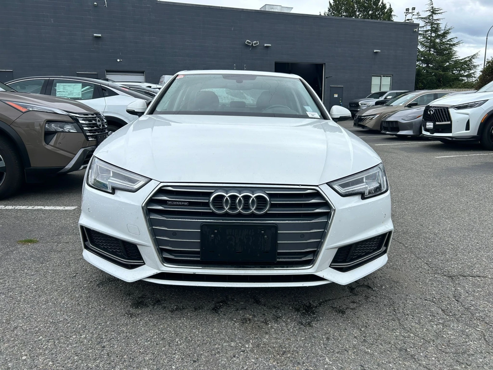 Audi A4 * Progressiv * CARFAX * БЕЗ ПЪРВОНАЧАЛНА ВНОСКА, снимка 5 - Автомобили и джипове - 55842361