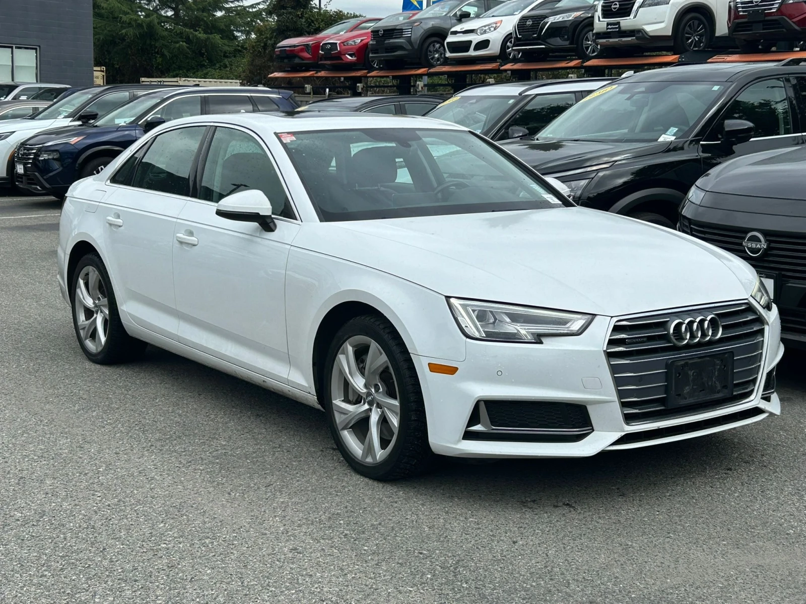 Audi A4 * Progressiv * CARFAX * БЕЗ ПЪРВОНАЧАЛНА ВНОСКА, снимка 15 - Автомобили и джипове - 55842361