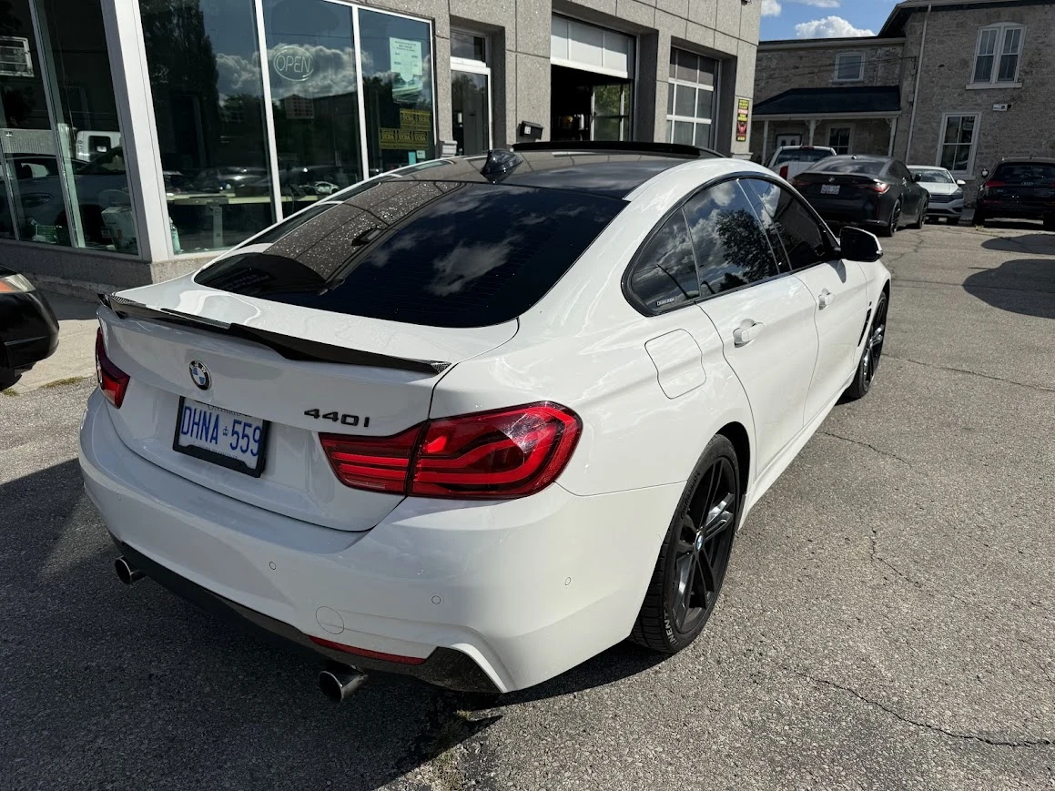 BMW 440 xDrive / Harman Kardon / CARBON / АВТОКРЕДИТ, снимка 11 - Автомобили и джипове - 55937795