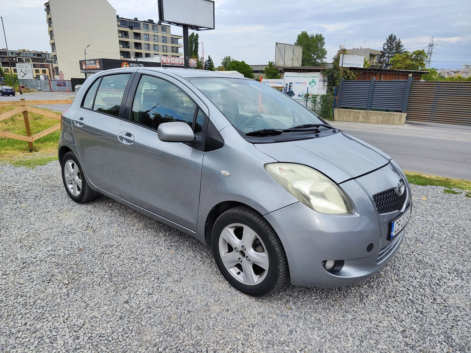 Toyota Yaris 1.0 Vvt-i   Keyless 