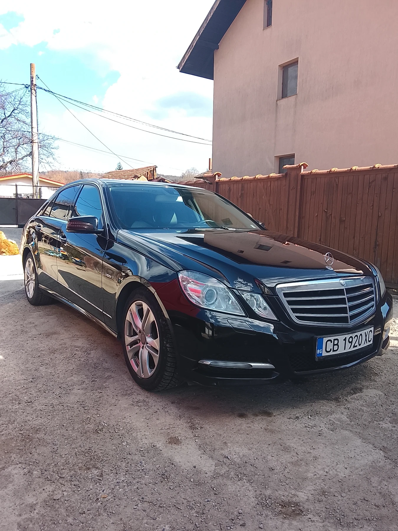 Mercedes-Benz E 250 2500, снимка 2 - Автомобили и джипове - 56153782