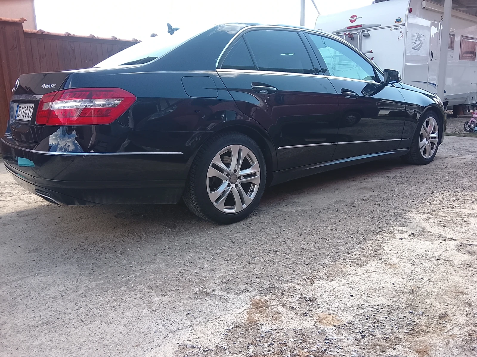 Mercedes-Benz E 250 2500, снимка 6 - Автомобили и джипове - 56153782