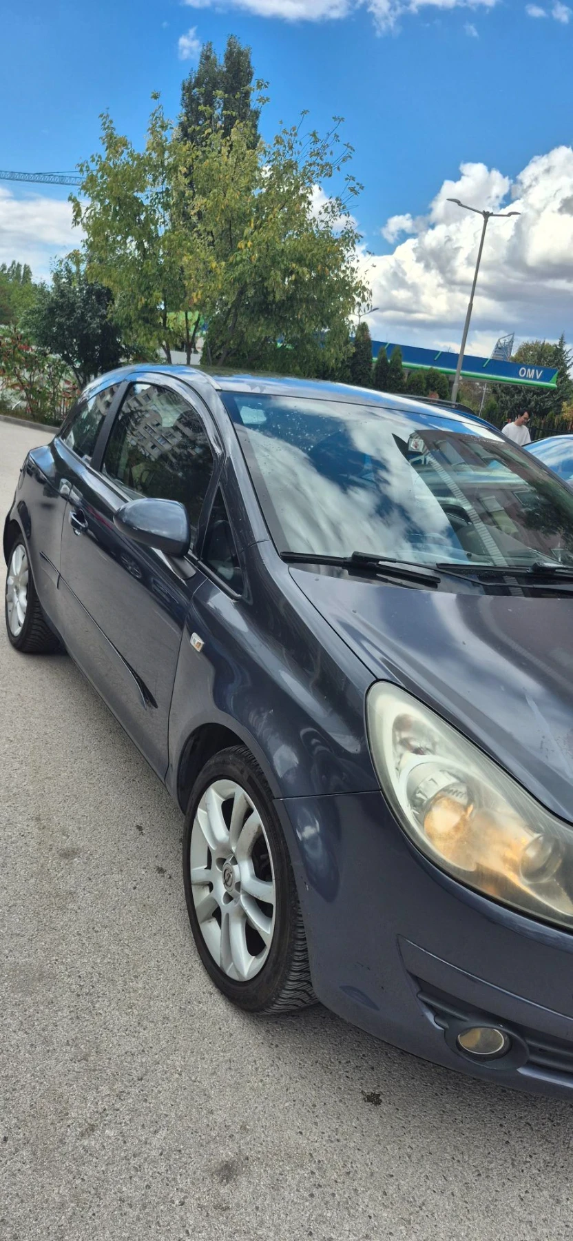 Opel Corsa, снимка 2 - Автомобили и джипове - 56181373