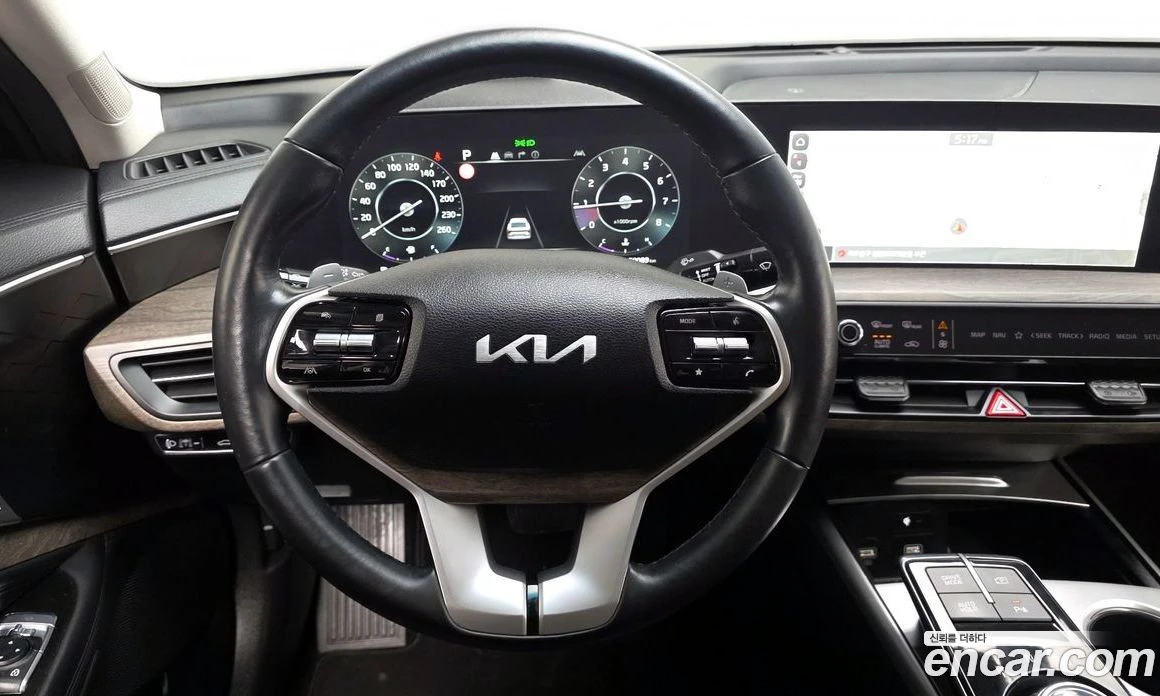 Kia K8 2.5 Gasoline 2WD Noblesse, снимка 13 - Автомобили и джипове - 56186944