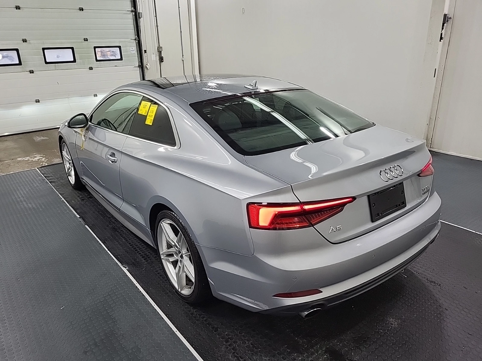 Audi A5 Technik / 360 / Dis / Hud / B&O / Лизинг, снимка 6 - Автомобили и джипове - 56315684