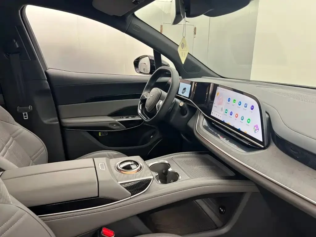 HongQi H9 | Mobile.bg � ����������� 12