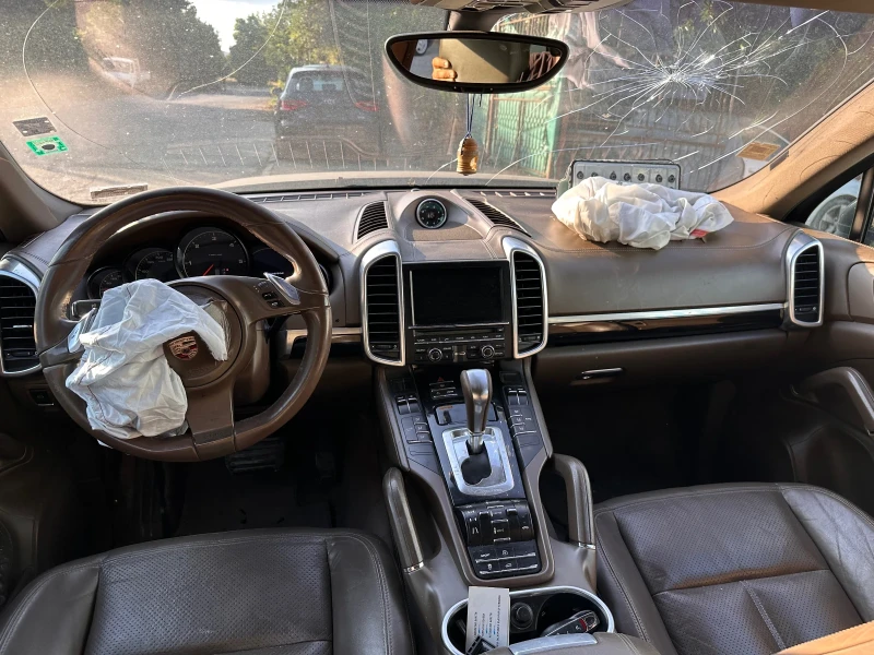 Porsche Cayenne 3.0тди , снимка 8 - Автомобили и джипове - 51899867