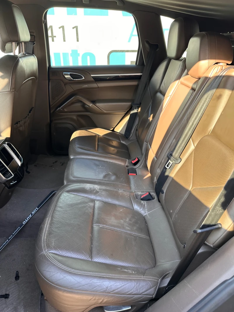 Porsche Cayenne 3.0тди , снимка 11 - Автомобили и джипове - 51899867