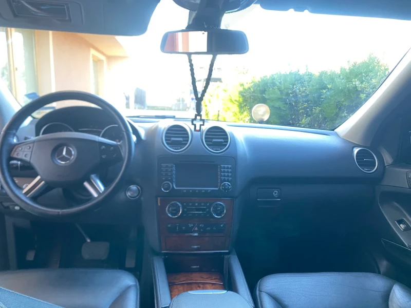 Mercedes-Benz ML 350 100000 реални километра!!!, снимка 8 - Автомобили и джипове - 52256244