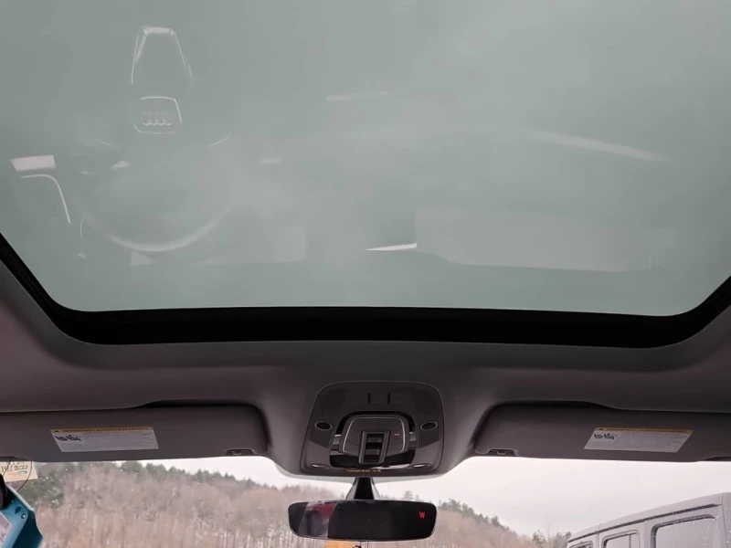 Audi Q5 * PROGRESSIV * CARFAX * БЕЗ ПЪРВОНАЧАЛНА ВНОСКА, снимка 12 - Автомобили и джипове - 52568594