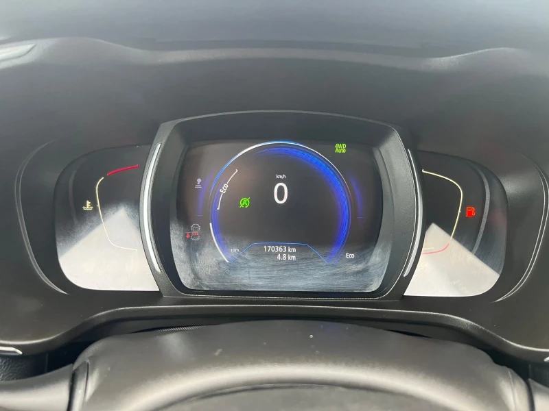 Renault Kadjar 1.6d 4x4, снимка 10 - Автомобили и джипове - 52581508