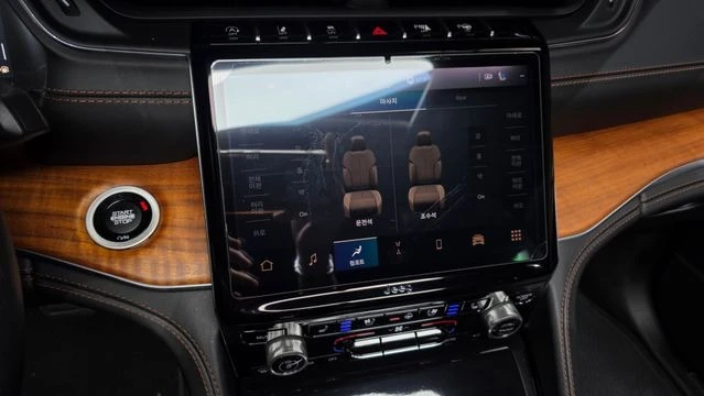 Jeep Grand cherokee Summit Reserve | Панорама | HUD | 360Камера | Масж, снимка 10 - Автомобили и джипове - 54693281