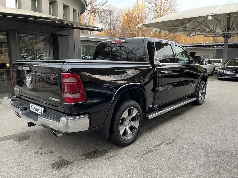 Dodge RAM 1500 Laramie 5.7L V8 HEMI Crew Cab, снимка 5 - Автомобили и джипове - 56568430