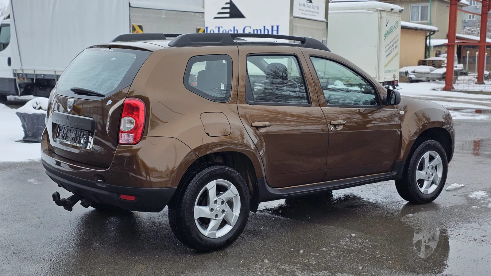 Dacia Duster 1.6i 4x4 6SP CH-СЕРВИЗНА ИСТ.-ТОП СЪСТ.-ЛИЗИНГ - изображение 6