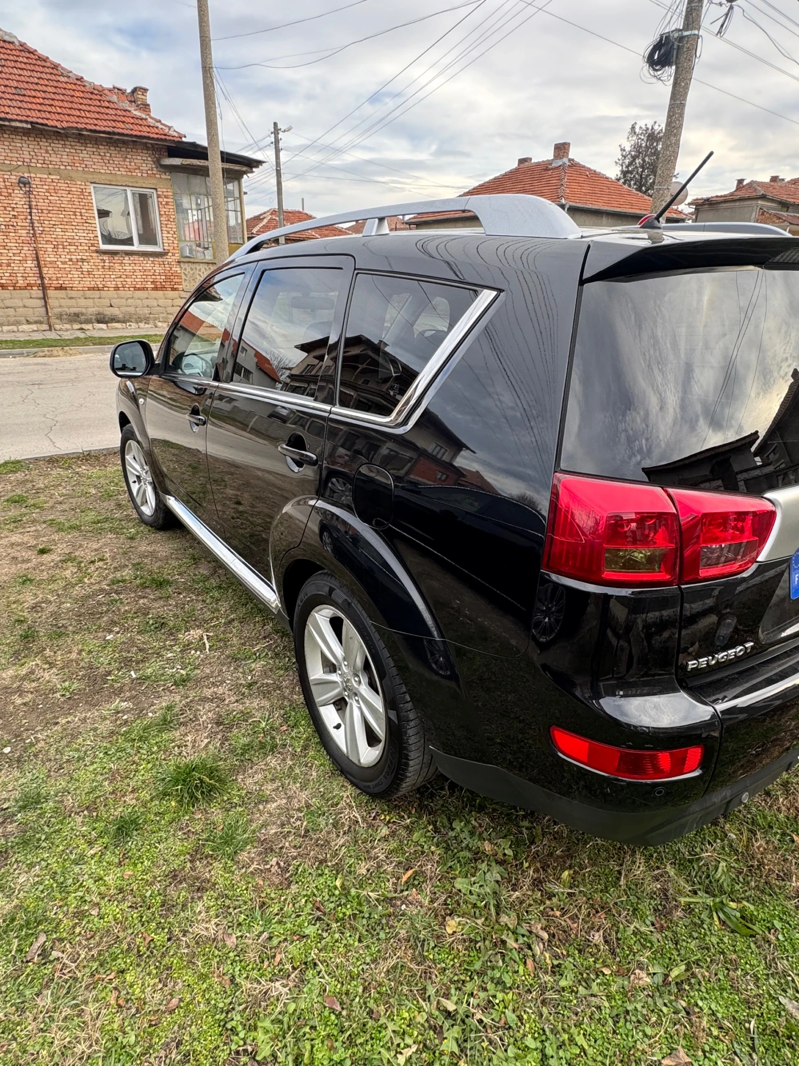 Peugeot 4007 2.2 HDI 4X4 7местен - изображение 4