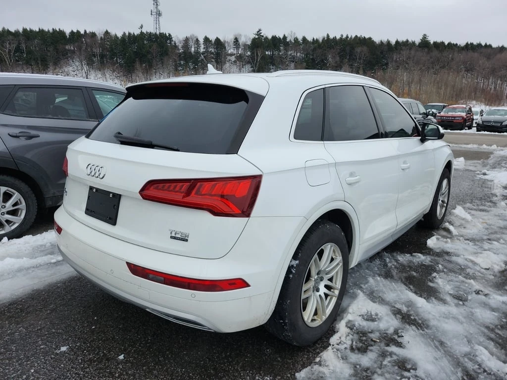 Audi Q5 * PROGRESSIV * CARFAX * БЕЗ ПЪРВОНАЧАЛНА ВНОСКА - изображение 3